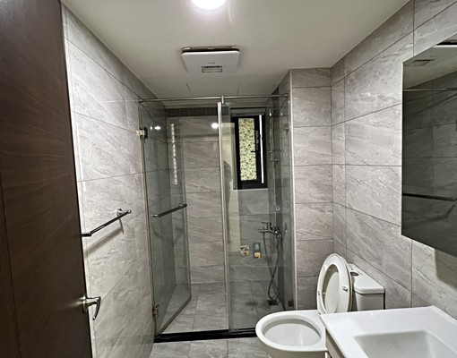 中山商圈兩房平面車位 - Image 2