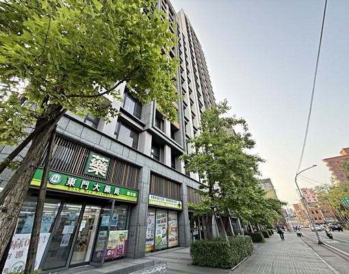 近火車站前💐麗捷美三房🌹附傢俱電🌈衛浴開窗 - Image 1