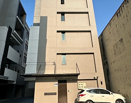 二林鎮新生路全新電梯大樓2樓整層出租 - Image 1