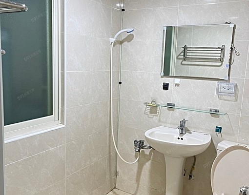 近三和國中站可貓可租補入籍小資族溫馨採光獨洗陽台套房可收垃圾 - Image 3