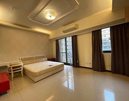 W高鐵特區|稀有裝潢大坪數四改三房|含雙車位 - Image 9