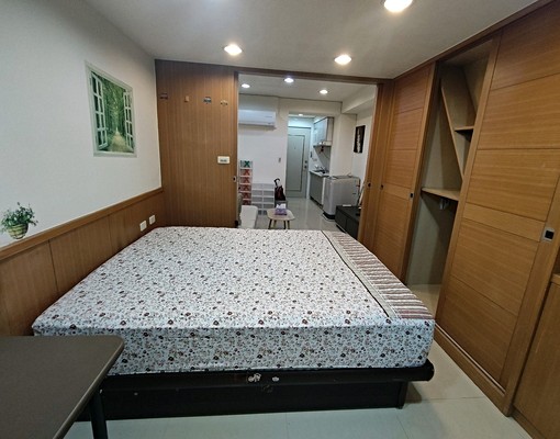 近西門站獨立門戶採光佳溫馨雙人大套房代收垃圾大空間台水台電 - Image 5