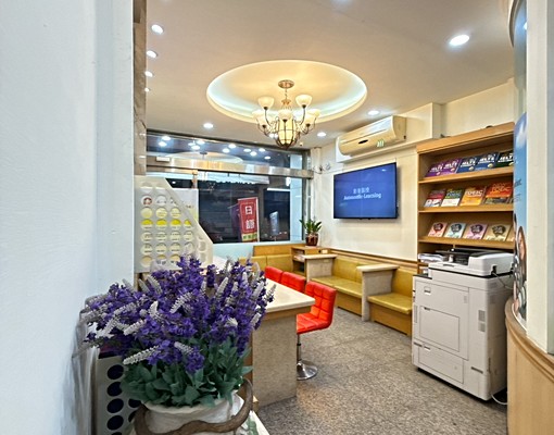 新興路透天店面整棟出租價格好談歡迎洽談 - Image 2