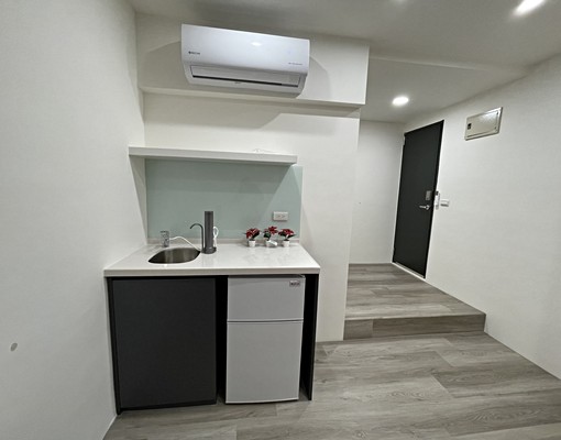 近廣豐新天地全新裝潢獨立陽台獨洗優質大套房 - Image 9