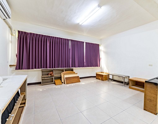 信義路縣府套房 - Image 2