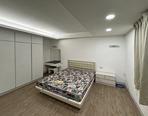 離捷運新店區公所站三分鐘一層一戶/2房2衛2廳/使用27坪大 - Image 2