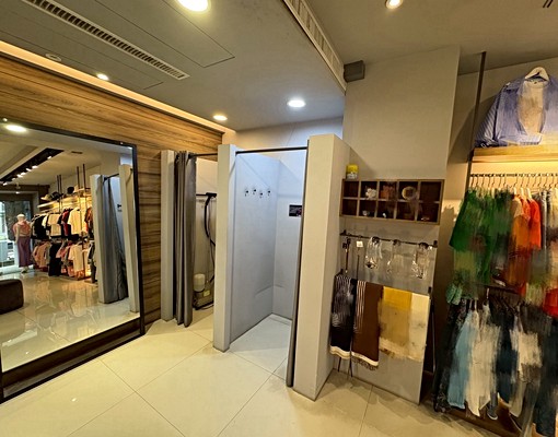 近明華一路vs自由二路口超級熱門金店 - Image 3