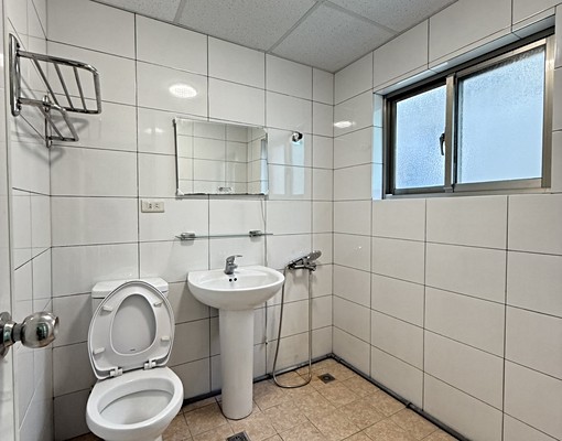 🏠成州公寓🏠全新裝潢✨附節能冷暖氣✨近蘆洲捷運站✨ - Image 7