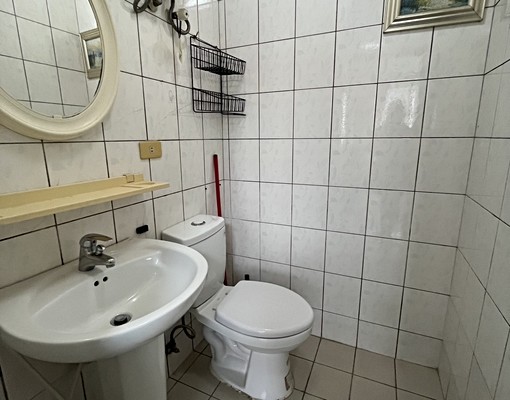 工業區三大套房獨曬台水電近東海商圈爬樓 - Image 7