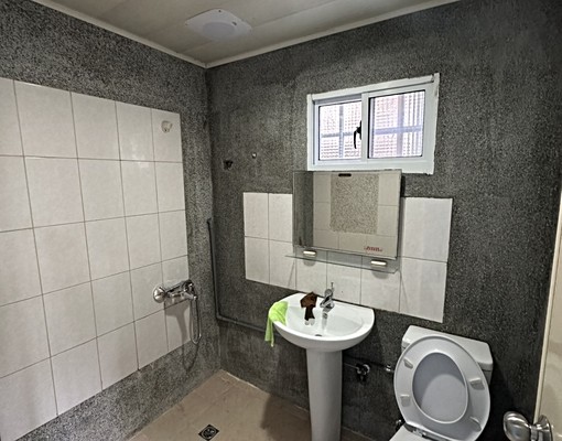 可租金補貼近一中體大.中科大.中友百貨.小套房 - Image 2