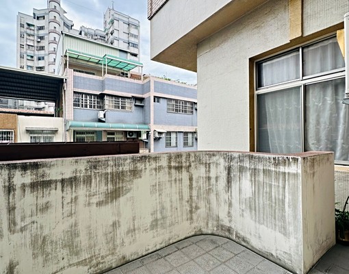 近中興大學✔️採光套房多間可選✔️可租補室內機車位限女生 - Image 5