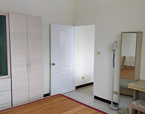 全聯宅*近竹圍捷運馬偕*有陽台新穎傢電子母大車位*可伙可寵 - Image 9