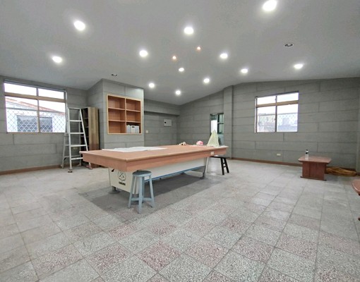大透天可停兩車/住家/員工宿舍/使用約170坪/8房5廳2衛 - Image 4