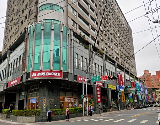 京鑽優質套房個人洗衣機個人陽台商圈中心 - Image 14