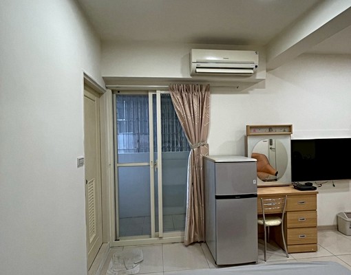 *獨立陽台,洗衣機*近遠東ABC園區(可租補、仲介勿擾) - Image 6