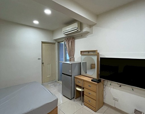 *獨立陽台,洗衣機*近遠東ABC園區(可租補、仲介勿擾) - Image 2