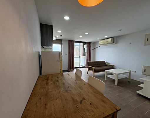 林森路近北大路中山路大遠百旁樓中樓2房 - Image 3