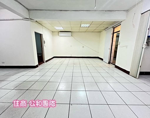 錦和~超便宜2樓~房東便宜租~找竣羽快速成交 - Image 4