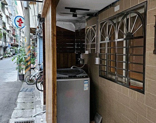 近三和國中站一樓採光佳溫馨雙人一房大空間可炊煮獨洗衣 - Image 9