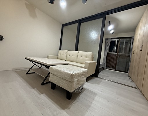 《群義美人》中友一中商圈一陽台美套房 - Image 4