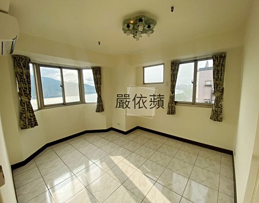 近竹圍捷運站【關渡山水】三房空屋含(管理費) - Image 7