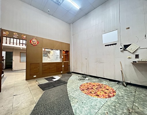 新崛江商圈優質樓中樓店鋪出租 - Image 2