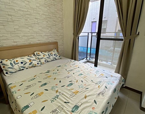 可租補/報稅臨湖口工業區水泥隔間個人洗衣機晾衣和陽台 - Image 2