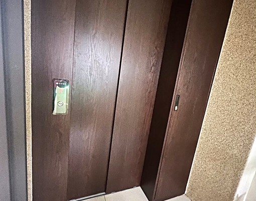 成功路商圈~獨立陽台~可租屋補助~有垃圾回收免追垃圾車 - Image 2