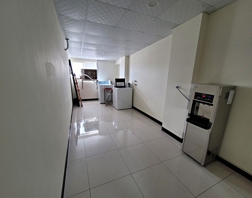 成功路商圈~獨立陽台~可租屋補助~有垃圾回收免追垃圾車 - Image 8