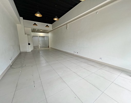 體育園區正龍慈路旁1+2樓黃金店面 - Image 2