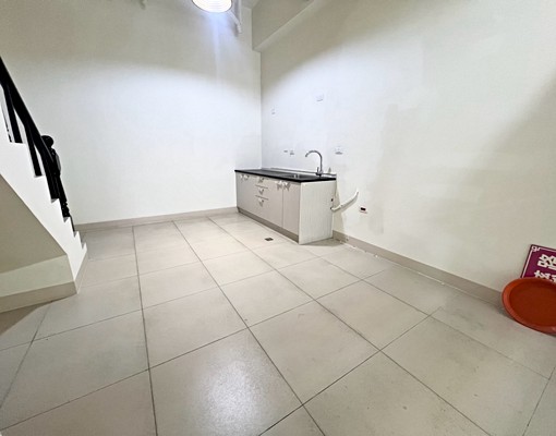 體育園區正龍慈路旁1+2樓黃金店面 - Image 4