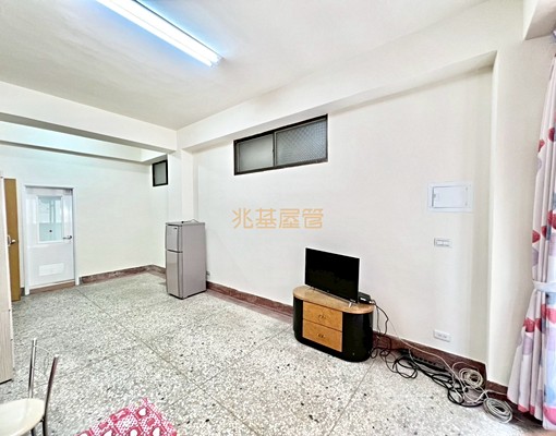兆基🏡女生套房出租✨衛浴更新✨專屬獨立廚房🉑租補 - Image 2