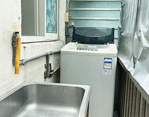 新埔3號出口-步行4分鐘-承租【4樓大雅房/獨立衛浴】 - Image 9