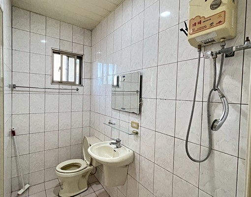 近桃園火車站~站前商圈~全新整理~寵物套房可租補 - Image 4