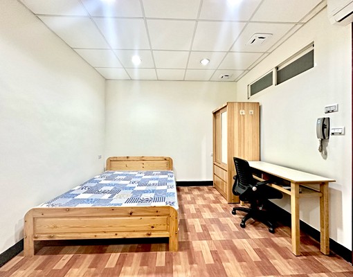 府中捷運⭐校前套房⭐有獨立陽台⭐拎包入住 - Image 4