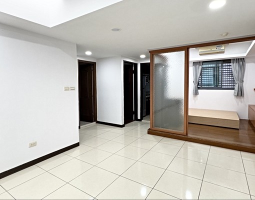 桃園藝文【寧靜3房車】含車管✔️位置超便利✔️愛乾淨小型寵 - Image 2