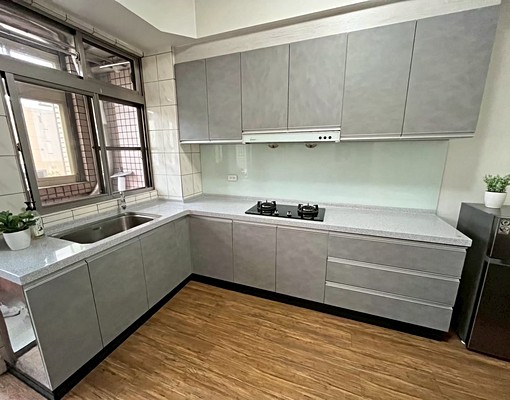 興東路美妝雅房一卡皮箱即可入住|三房共寓 - Image 7