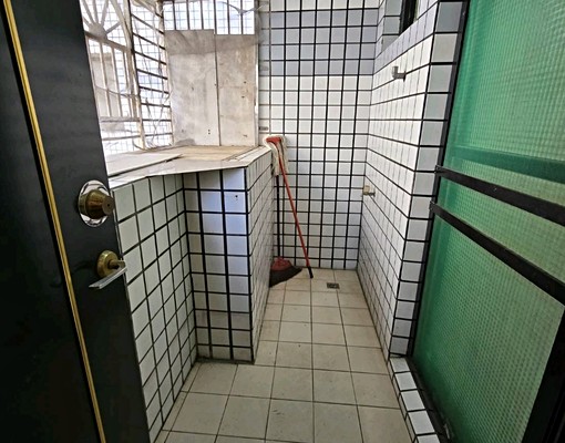 介壽國小旁公寓4樓/方正2房/可以申請租屋補助 - Image 5