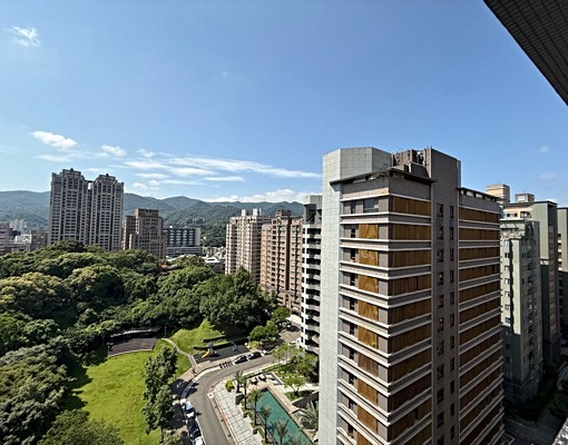 🍎孜孜好租🍎寬悅團隊🍎內湖捷運榮耀世紀面公園漂亮兩房 - Image 2