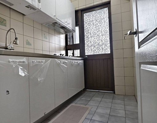 近文昌國小、商圈,格局方正寬敞明亮,全新裝璜及家具,可租補 - Image 11