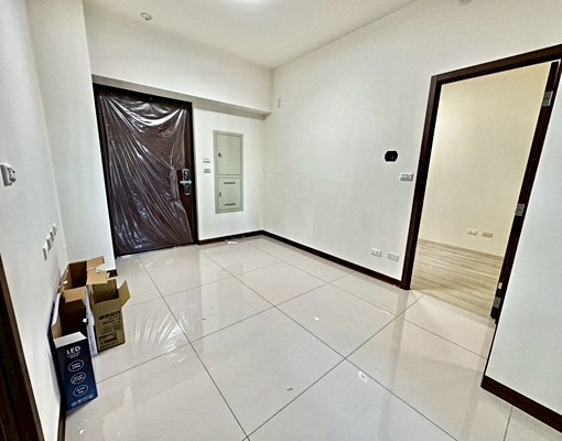 一中商圈#兩房兩衛平車#高樓層#無限視野#全新未住 - Image 6