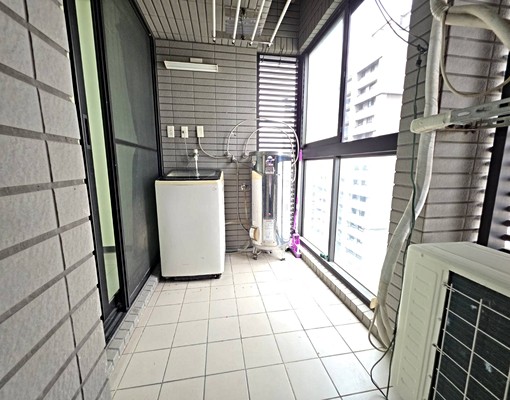 中科太子雲世紀高樓兩房車位~家具家電齊全 - Image 9