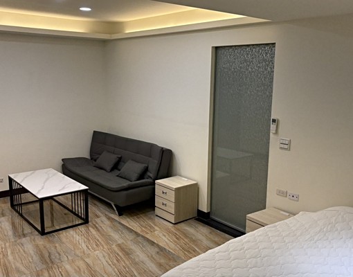 近捷運明中街裝潢大套房10坪 - Image 1