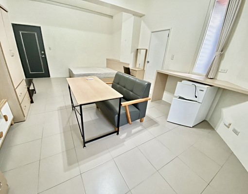 搶❗❗💫近中興超大間套房💫稀有雙衣櫃衛浴開窗可雙租補 - Image 3