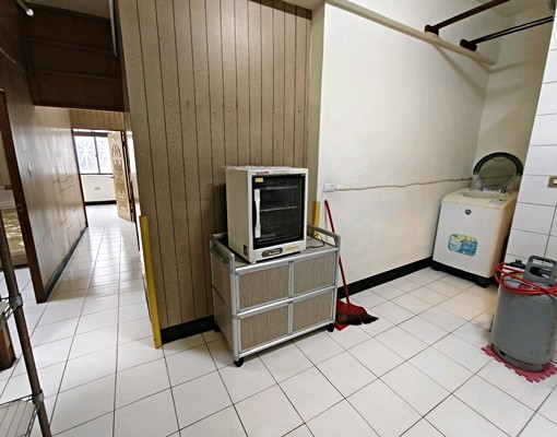 夜市大三房出租附冷氣部分家具電 - Image 9