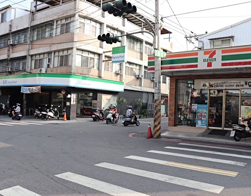 禁菸獨立套房．近輔英、和發大發工業區機能方便．熱水免費 - Image 10