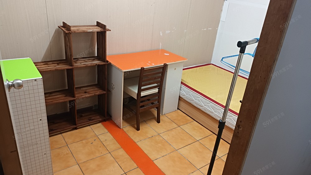 E房(已收訂金).另A房4800可入住