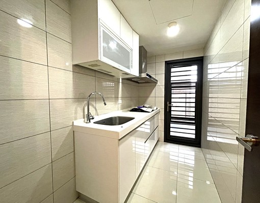 新潤風采高樓採光極佳三房海景房可租捕 - Image 6