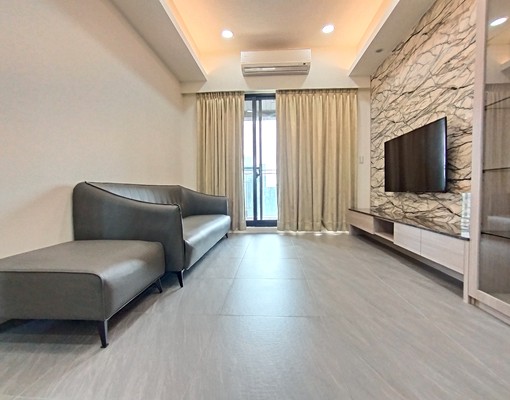 阿華~青埔高鐵A18新光影城華泰名品城旁景觀2房全配含管 - Image 1