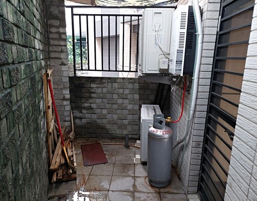 中正路1十2樓大路邊適合個人工作室門口好停車 - Image 14